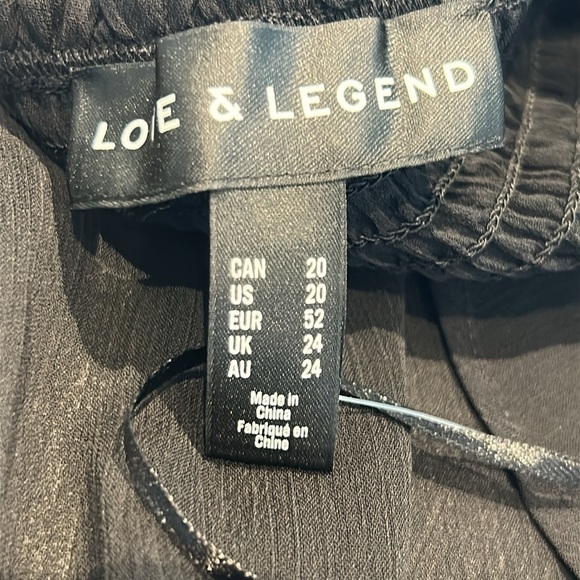 Love & Legend Black Sheer Long Sleeve Smocked Off the Shoulders Blouse Size 20 - Picture 10 of 15